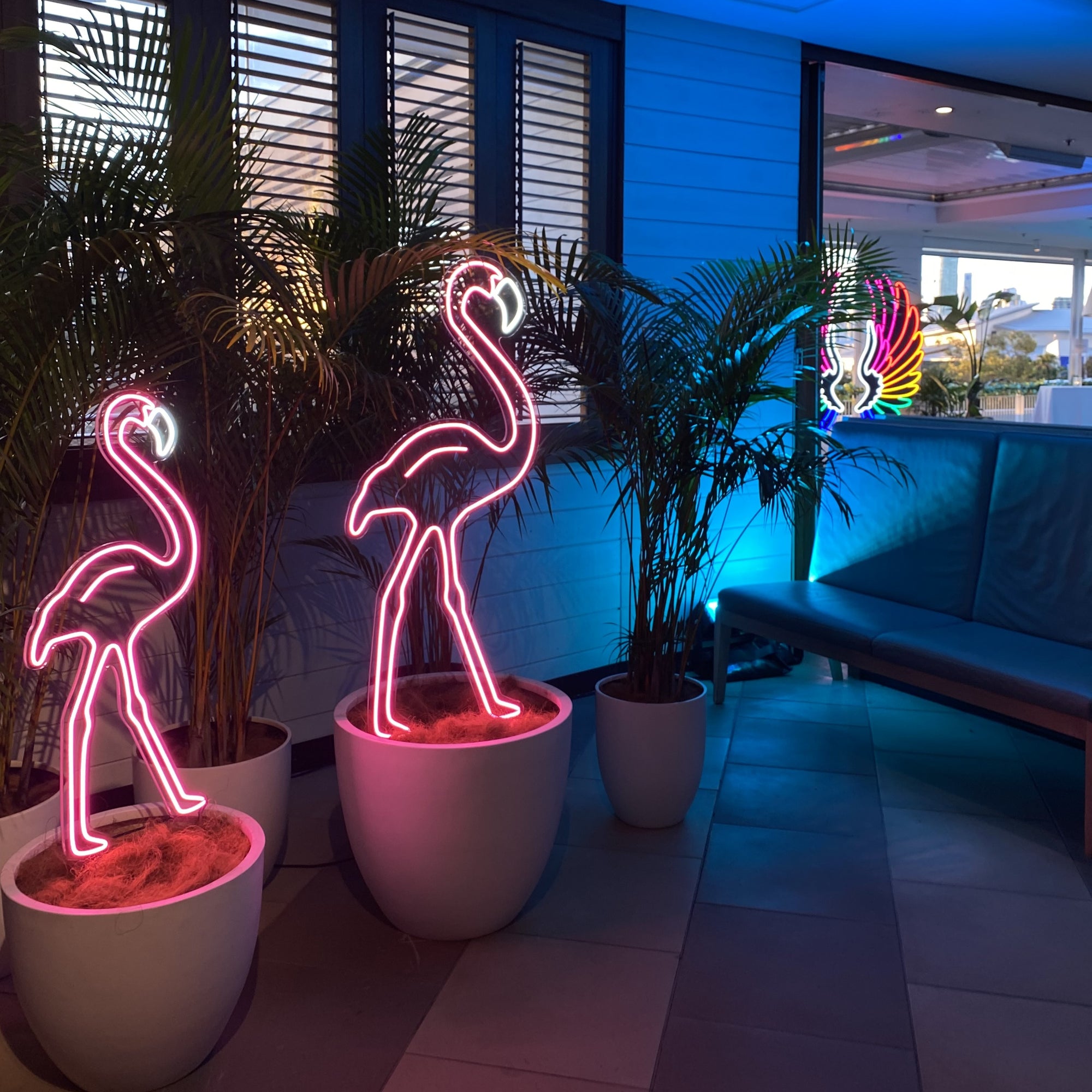 Pink flamboyance of Flamingos In Pot Neon (Set of 4)